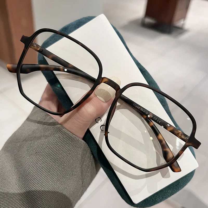 Ultra Light Myopia Glasses Men Women Minus Diopter Eyeglasses Trendy Large Size Square Frame Near Sight EyewearX241008