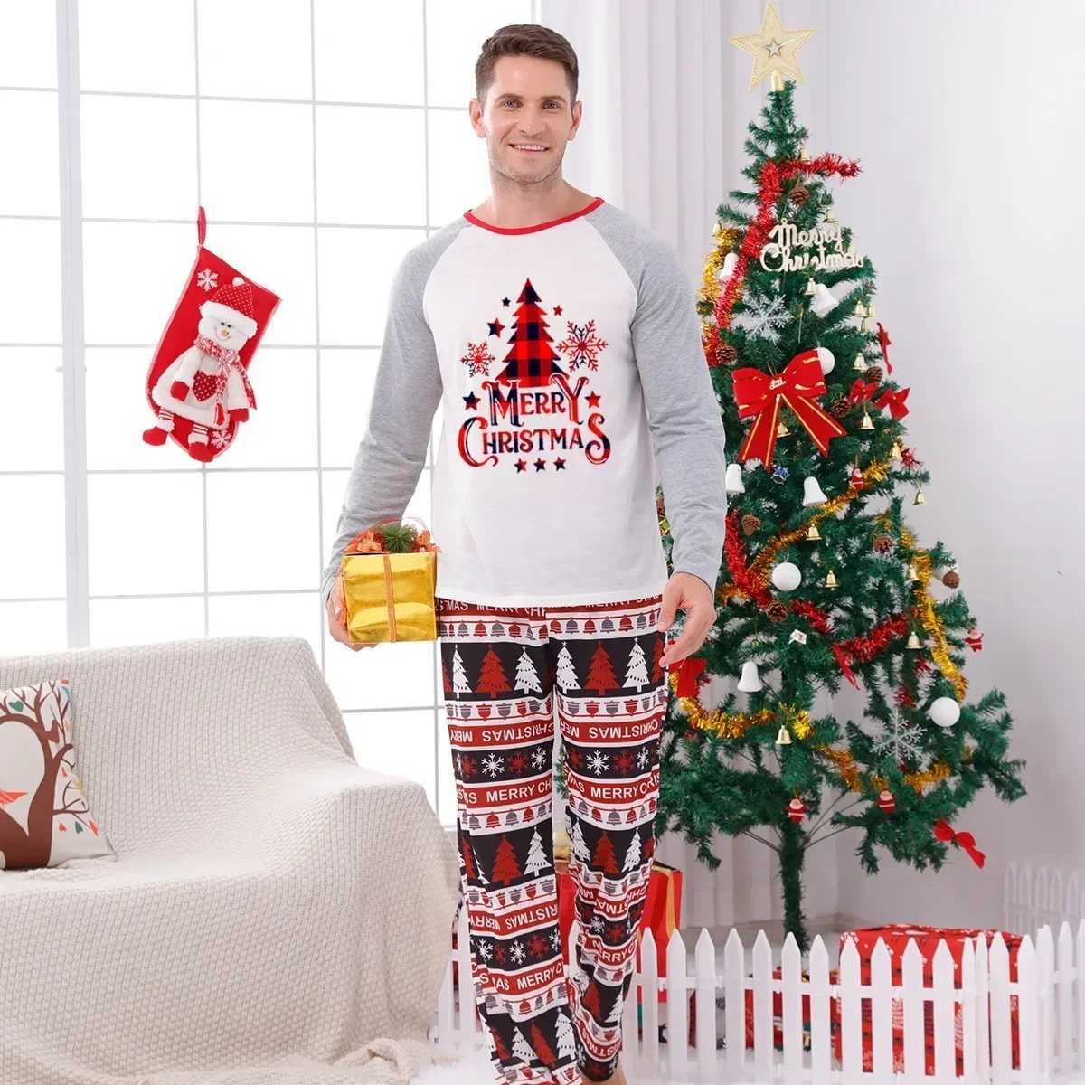 New 2024 Mom Daughter Dad Son Matching Pajama Set Christmas Set allows printing 2-piece set Pajama Home Appearance Pjs W241008