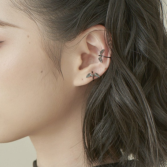 No Hole Little Devil Sier Plated Earclip Female Ear Bone Clip Fake Earnail Earrings Dark Cold