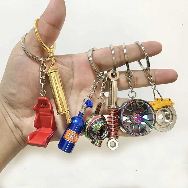 Creative gift car metal keychain turbo gear hub pendant brake disc shock absorber PendantX241008