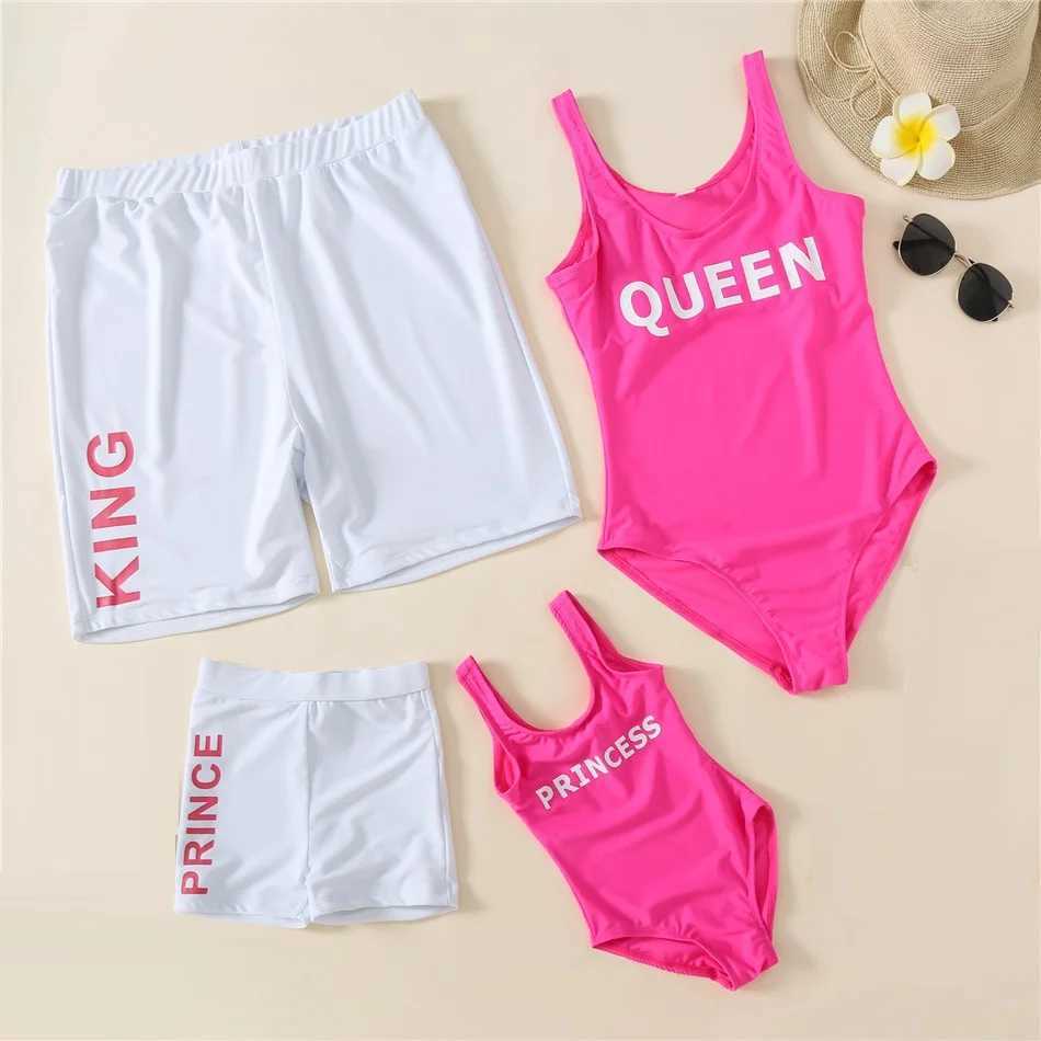 King Queen Swimsuit Family Matching Outfits One-Piece Mother Daughter Swimwear Beach Mommy and Me Clothes Father Son Swim ShortsXJ241008
