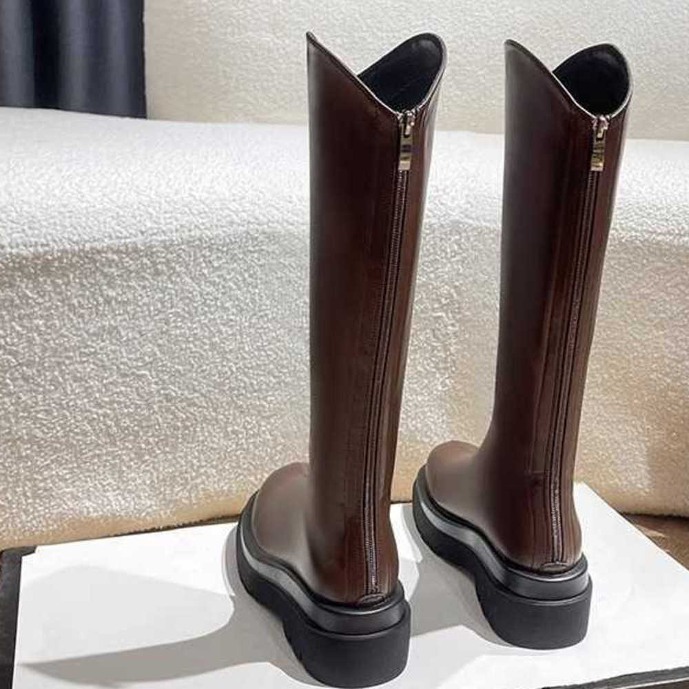 Small Tube Martin Boots Long Tube Boots For Women Winter Slim Thin Fashion Boots Small Stature V-mouth Knight Boots Thick Soled High Tube Boots 240826