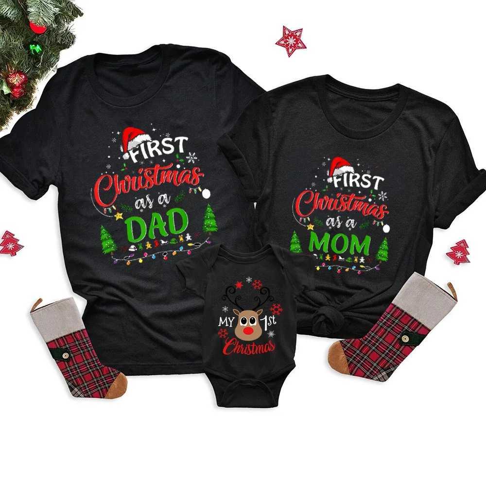 The first Christmas family costume the first Christmas as a dad/mom baby the first Christmas family appearance holiday matching T-shirt Christmas gift