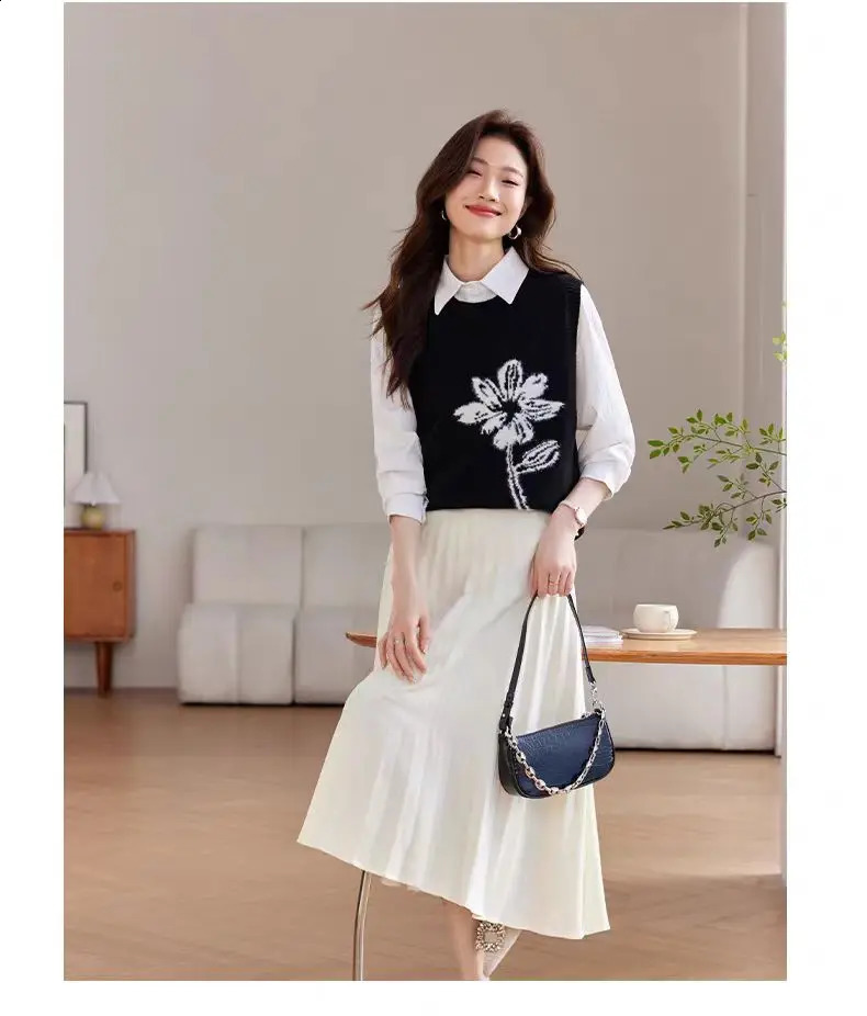 Spring and summer pure wool knitted vest round neck with floral embroidery n simple fashionable 241007