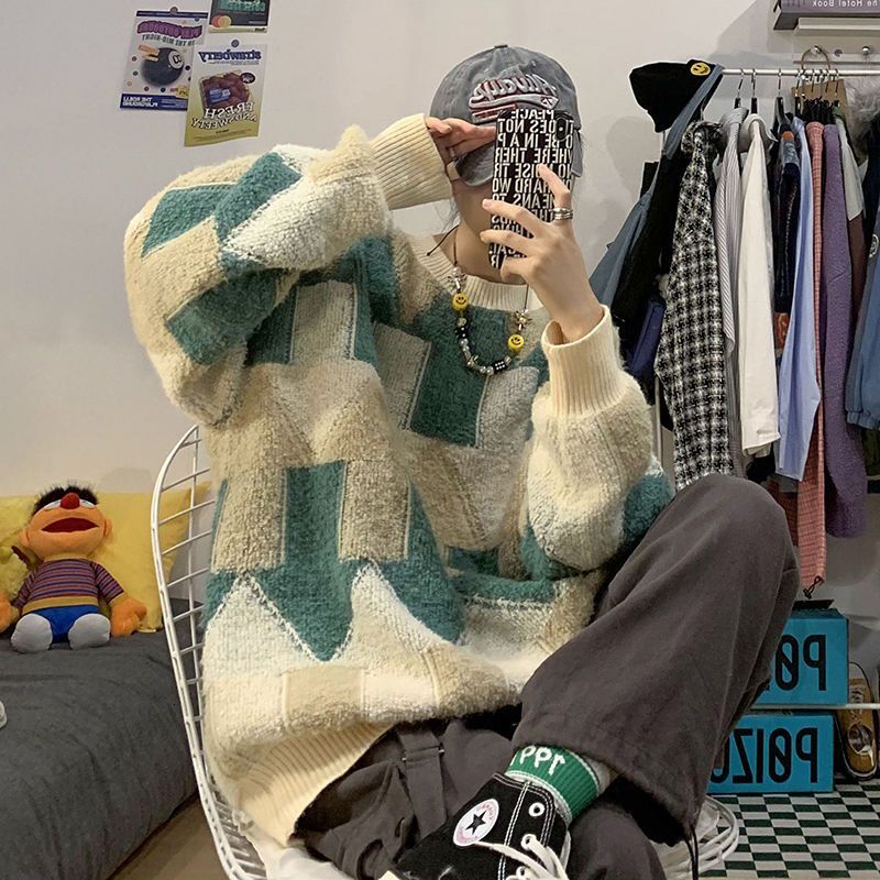 2024 New Designer Winter Round Neck Men's Winter Korean Edition Fashion Lazy Style Loose Knitted Couple Sweater