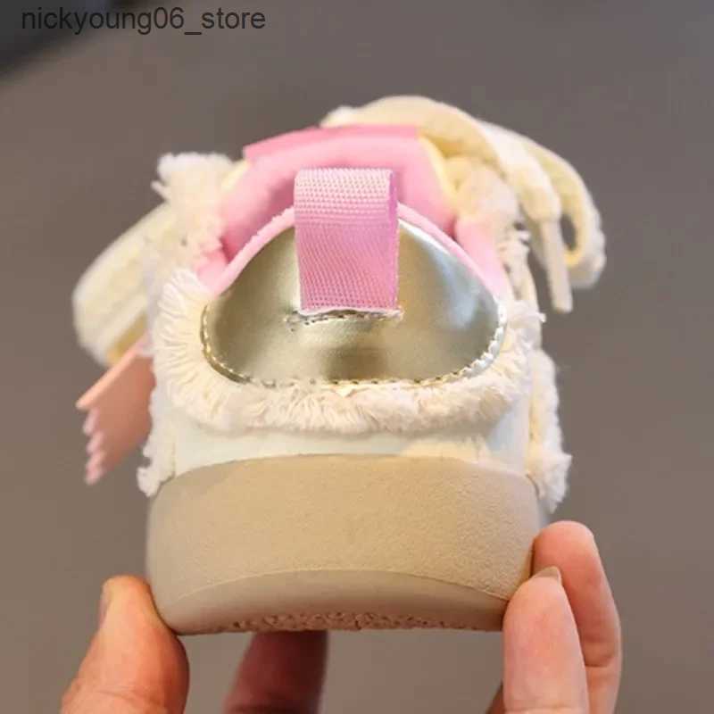 Boots Girls Shoes Autumn Winter Fashion PU Leather Warm Cotton Shoes Lace Up Soft Sole Kids Sneakers Versatile Non-slip Skate Shoes L240910