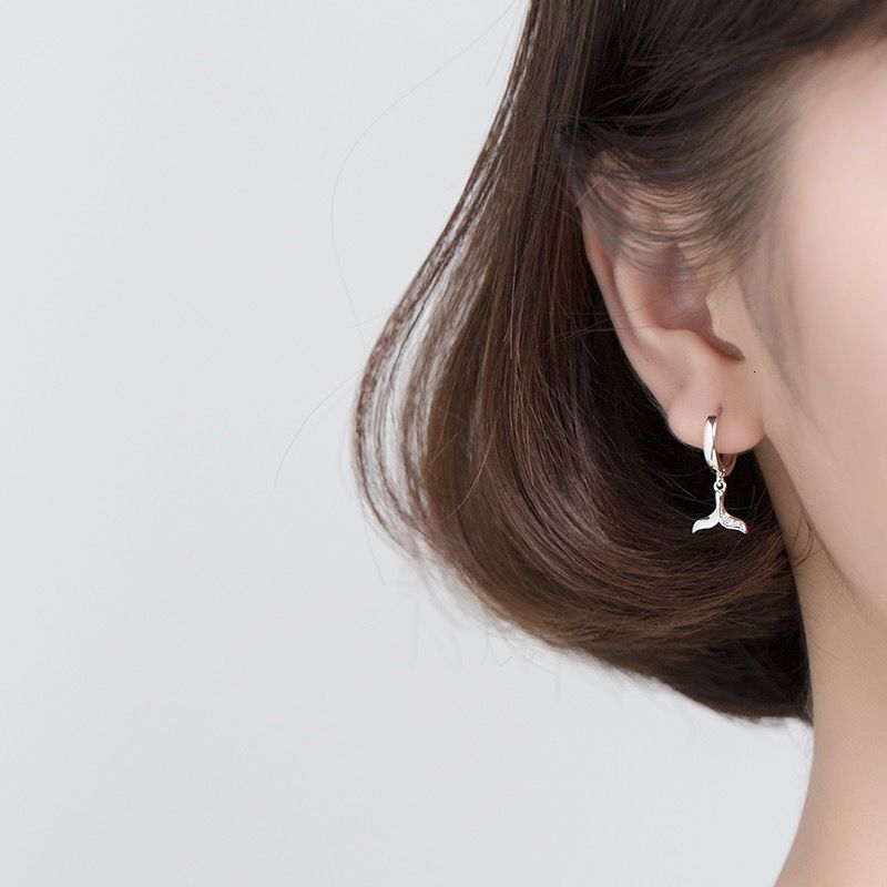 Needle Ear Buckle Women's Small Fresh Mermaid Tail with Sweet and Elegant Earrings