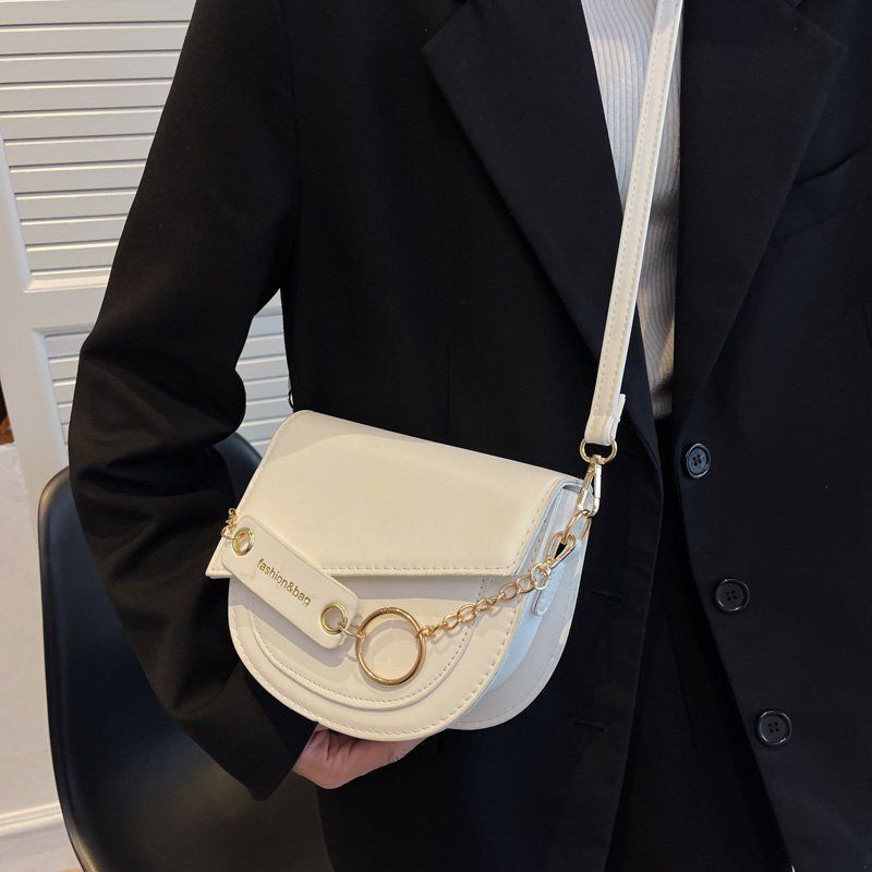 Multi functional Instagram Crossbody 2024 new designer bag fashion avant-garde contrasting color saddle women's shoulder bag