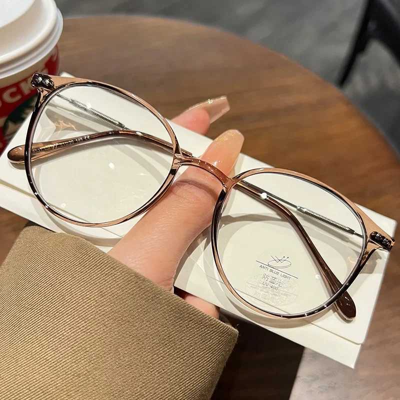Men Women Luxury Round Frame Eyewear Anti-radiation Myopia Glasses Unisex Anti-fatigue Eyeglasses Fashion Near Sight GlassesX241008