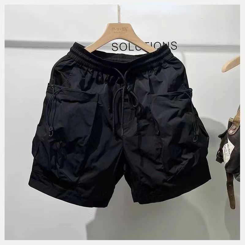 Mens shorts loose fitting Harajuku streetwear multi pocket fashionable outerwear shorts for quick drying outdoor leisure and fitness high-quality shor