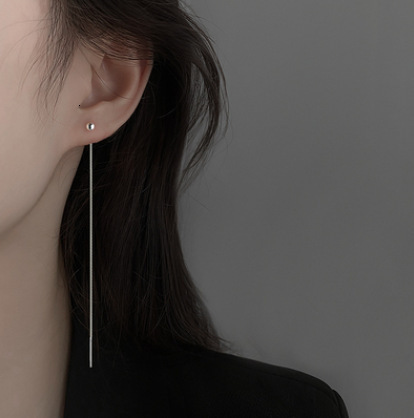 Round bead 2024 new style temperament hole ear line women's silver needle long earrings round face looks slim