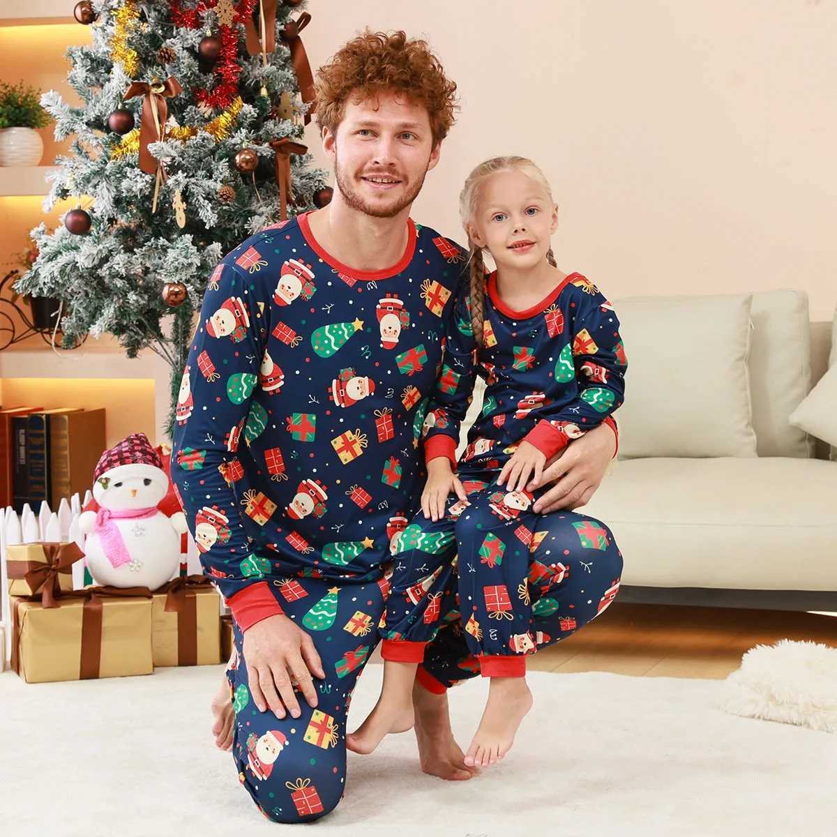 New Years Pajama Set 2024 Cartoon Christmas Parent Child Matching Set 2-piece Pajama Christmas Family Clothing W241008