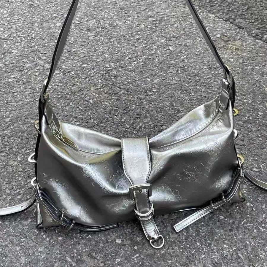 CMM New Fashion Trend Chic Niche Armpit Bag Casual Simple Womens Mobile Phone Small Shoulder Bag Single Shoulder Crossbody Bag