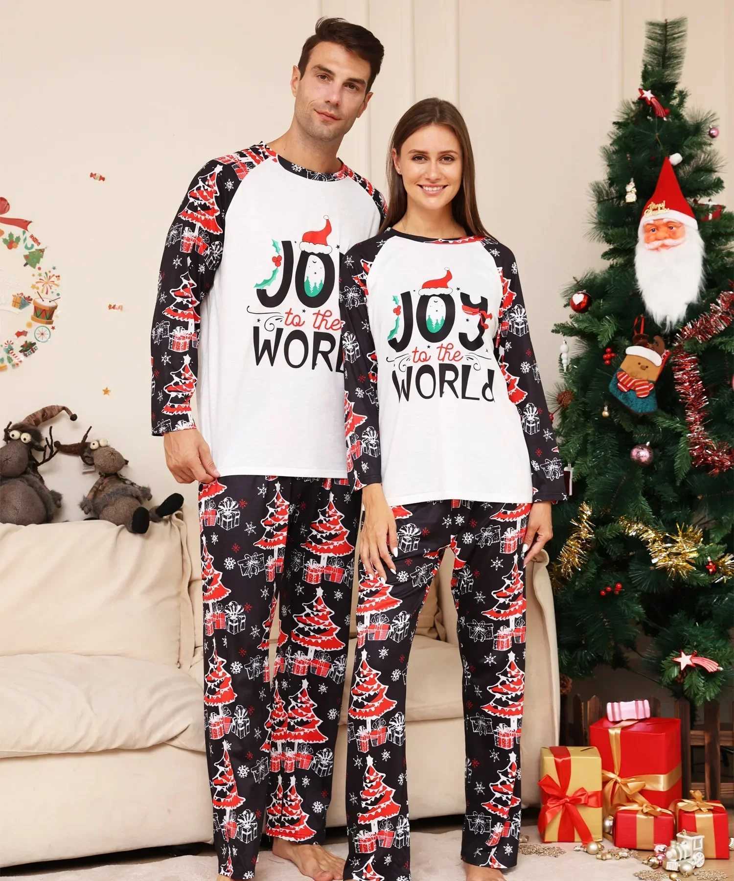 Family/Couple Christmas Matching Set Adult and Childrens Pajama Set Full Set Printed 2-piece Set Pajama W241008