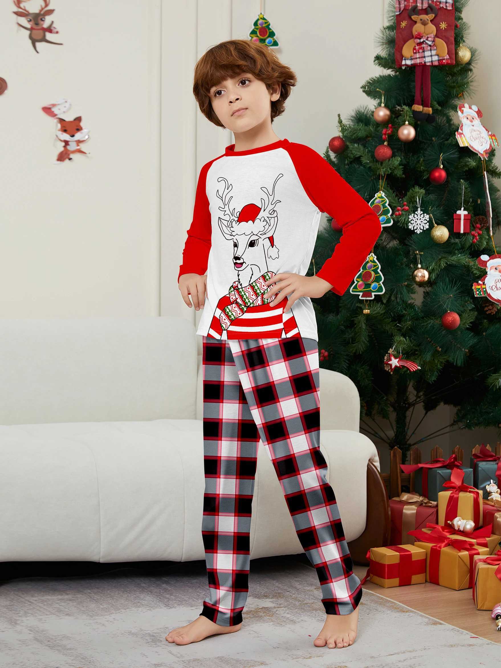 Christmas Family Matching Set Mom Dad Child 2-piece Pajama Set Baby Casual Loose Pajama Christmas Family Appearance Pajama W241008
