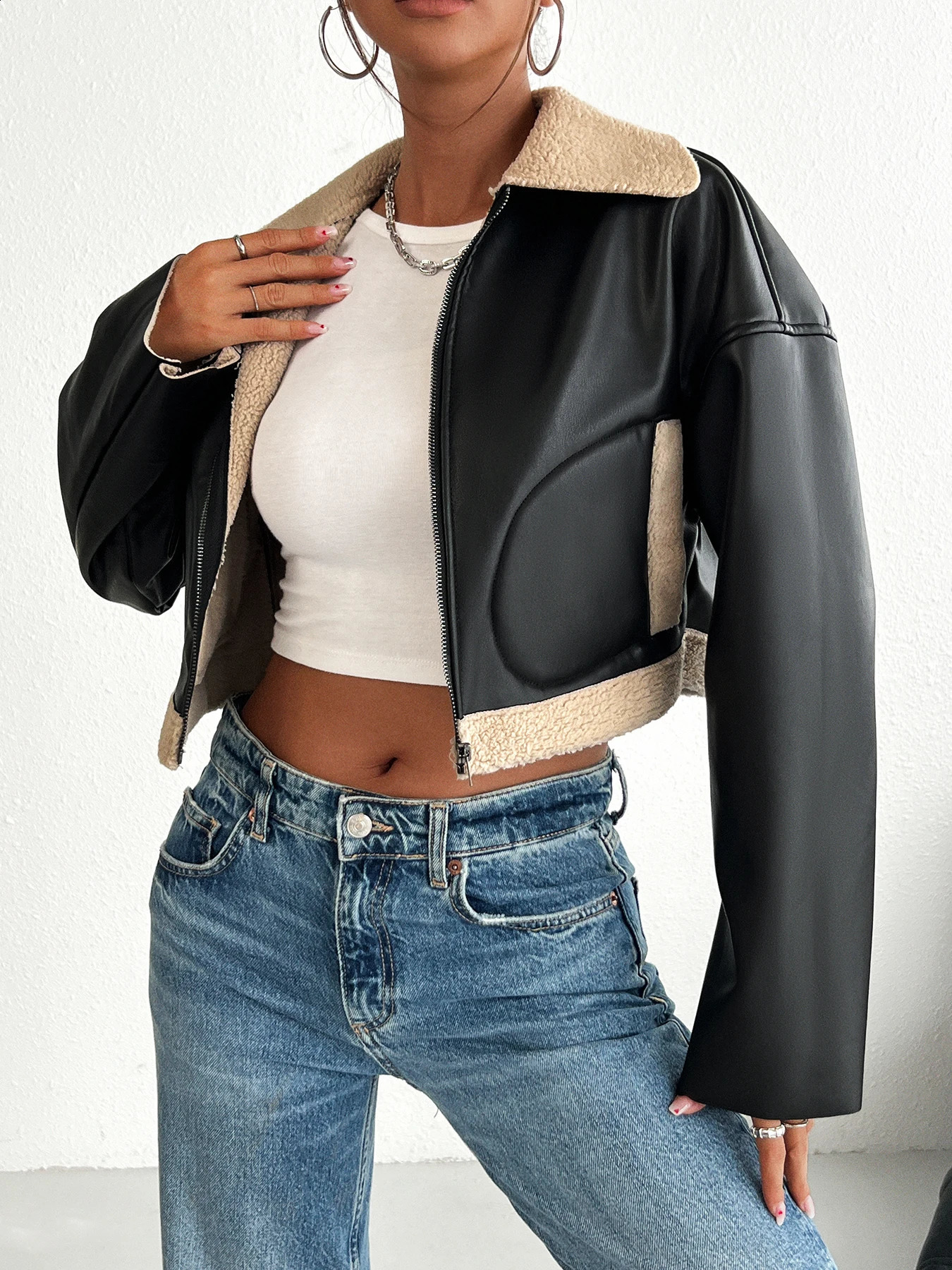 Womens thick leather jacket fashionable autumn and winter jacket long sleeved elegant jacket warm commuting women 240930