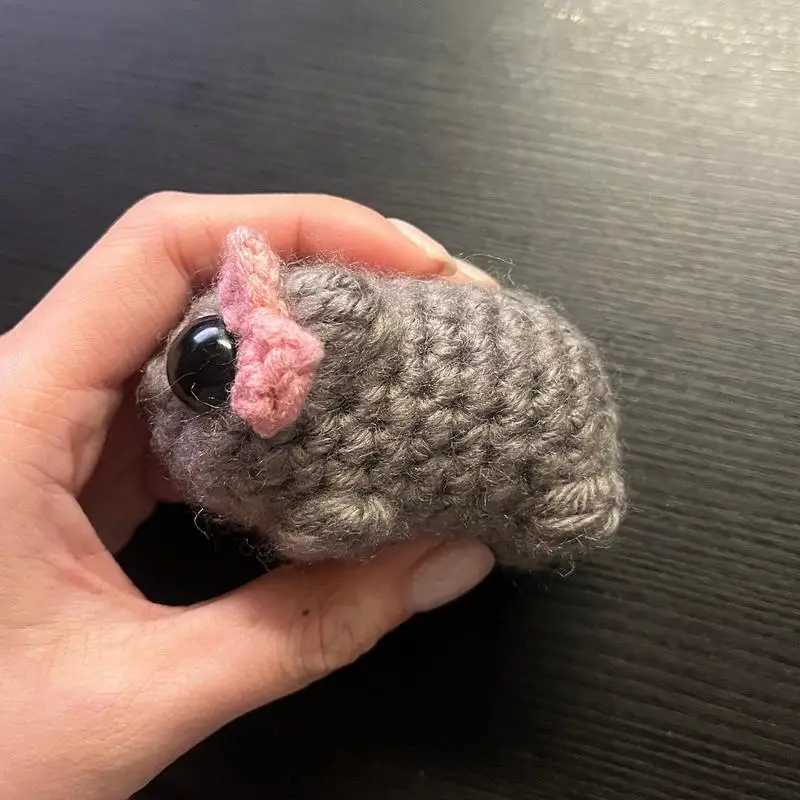 Crochet Animal Keychains Sad Hamster Plush Doll Pendants Funny Keyring Bag Accessories for Children Birthday Christmas GiftsX241008
