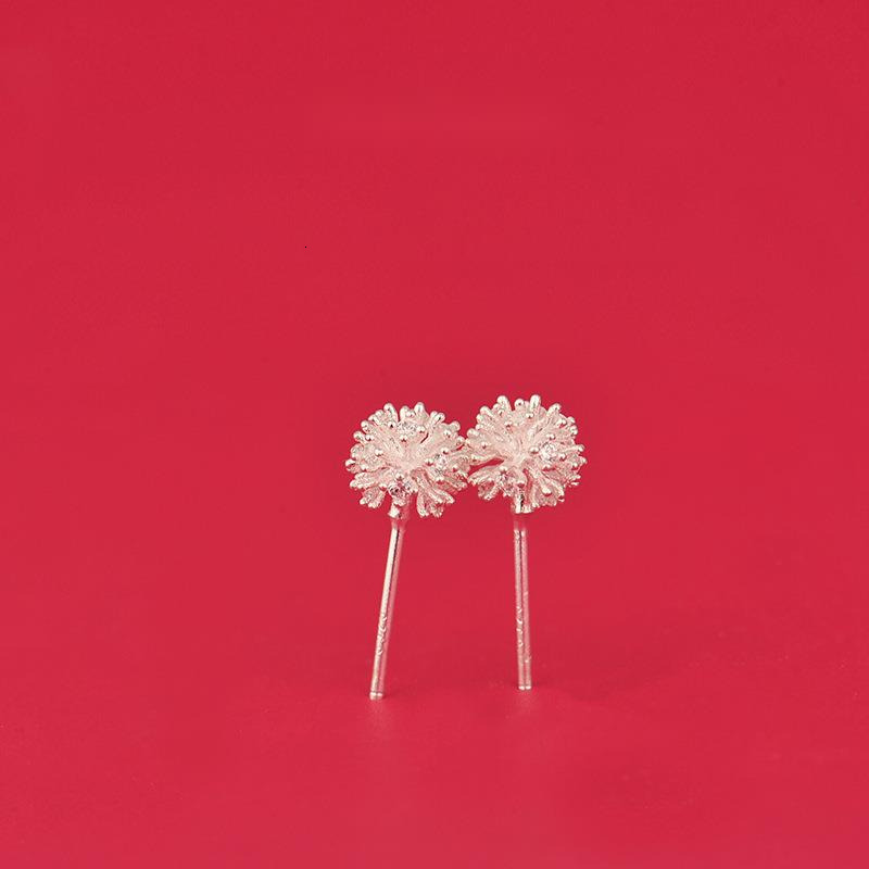 needle dandelion wer ball Christmas style snowflake exquisite dia studded for women, classic and simple earrings