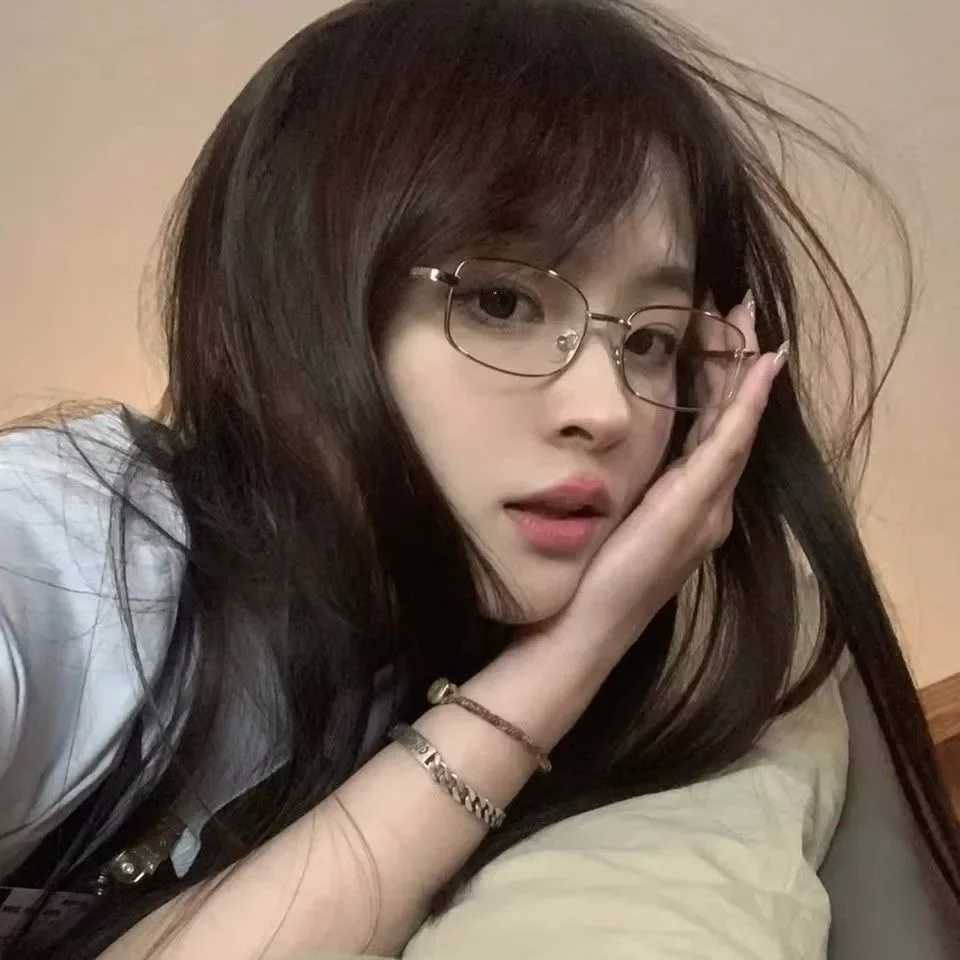 Y2K Harajuku Small Square Frame Glasses Women Retro Metal Eyeglasses Clear Reading Spectacle Blue Light Blocking EyewearX241008