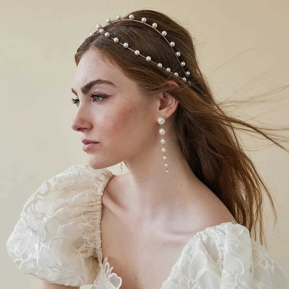 Pearl headband is an elegant wedding hair accessory for women. Bribal headband headwear birthday party dance party bridal headwear W241007