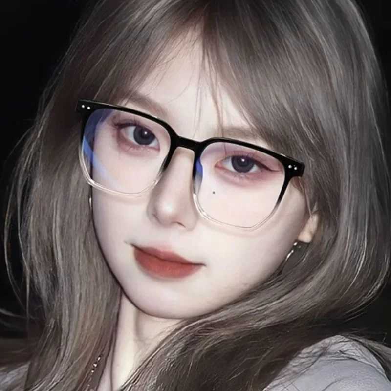 Men Anti Blue Light Glasses Women Computer Men Eyeglass Fashion Optical Plain Frame Spectacles Transparent Blocking GlassesX241008