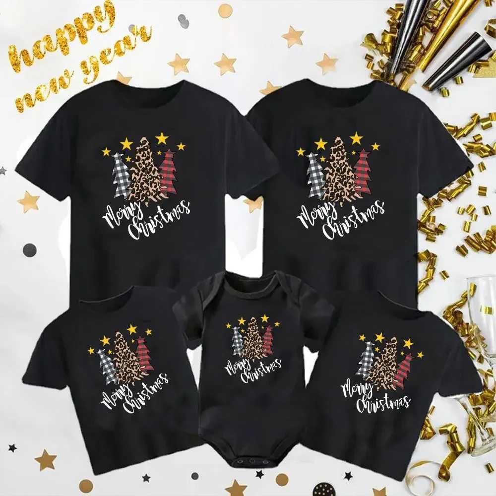 Christmas T-shirt Hello 2025 printed adult and child matching clothing short sleeved Christmas T-shirt soft cotton T-shirt top cute family appearance 