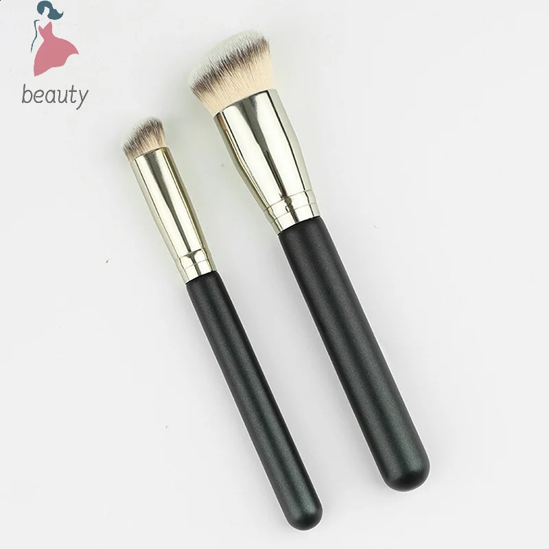 One black female professional makeup brush concealer powder blusher liquid basic makeup brush tool 241008
