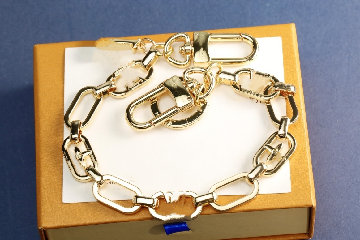 designer keychain women designers keychain wallet rabbit top llavero Car Key Chain Buckle jewelry Keyring Keychains Lanyards