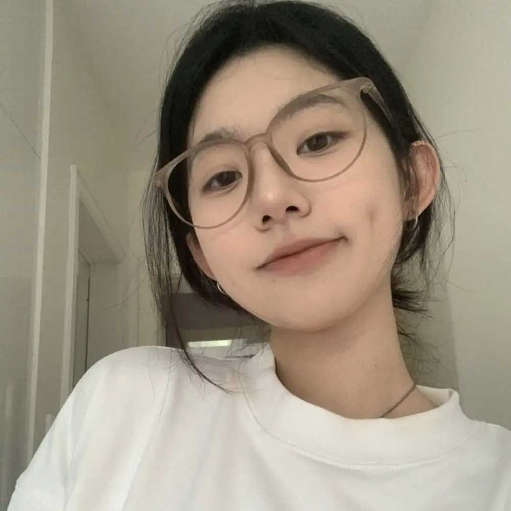 New Matte Reading Glasses Fashion Retro Anti Blue Light Glasses Big Round Frame Women Men Large Frame GlassesX241008