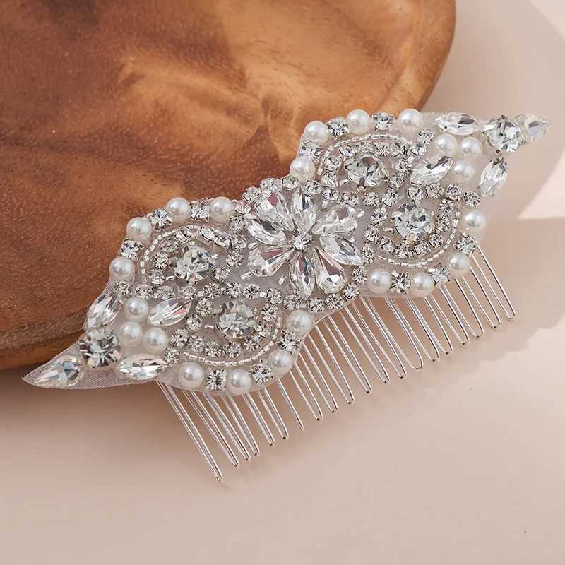 Fashionable crystal pearl hair clip womens luxury rhinestone hair clip brides wedding sparkling metal hair clip W241007