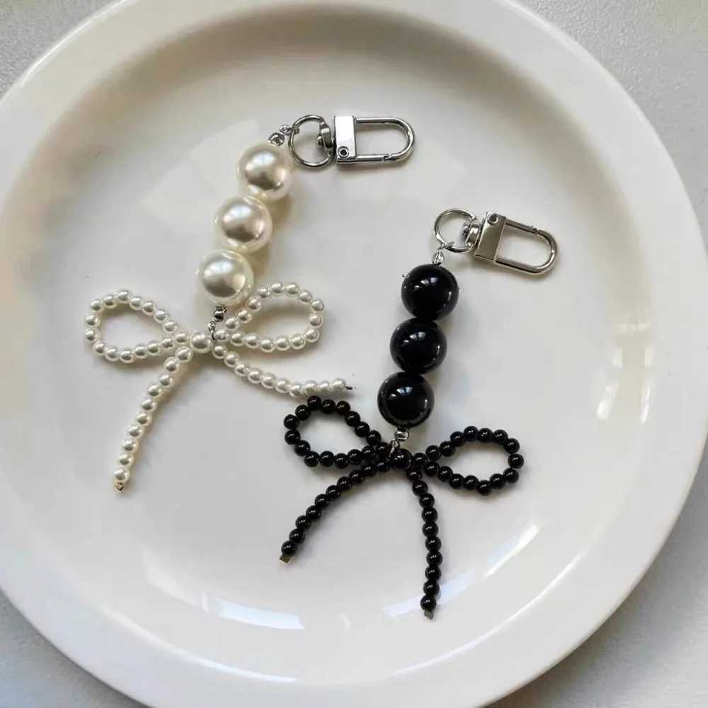Korean Bow Beaded Phone Pendant Chain Keychain Fashion Decoration Keyring Elegant Bag Ornament Imitation Pearl Accessory GiftX241008