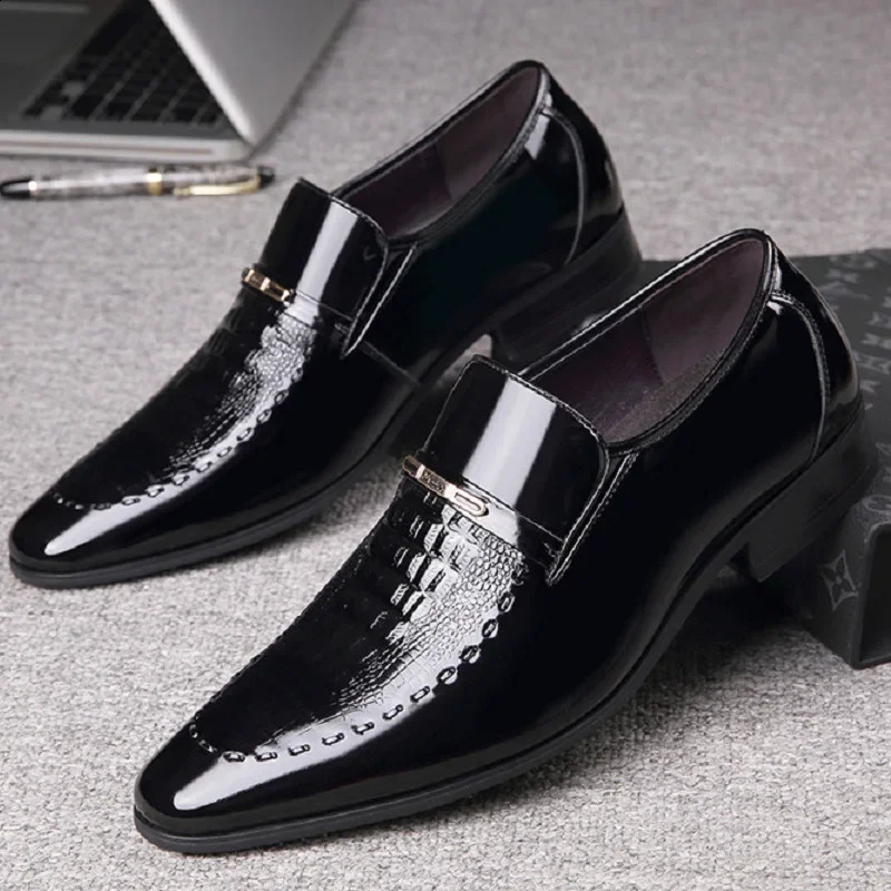 Mens leather shoes patent leather business shoes Pointed Toe platform work mens Loafers size Zapatos De Vestir Hombre 240923
