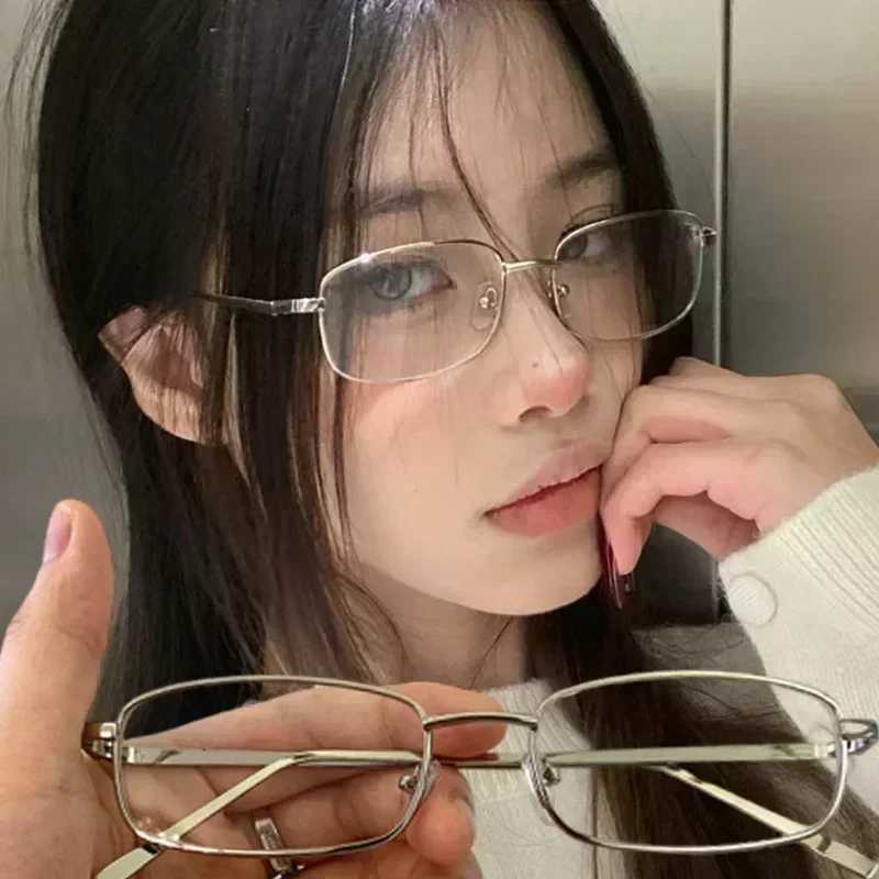 2024 Y2K Harajuku Small Square Frame Glasses Women Retro Metal Eyeglasses Clear Reading Spectacle Blue Light Blocking EyewearX241008