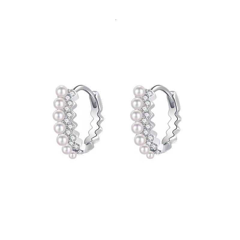 Pure sier needle pearl 2024 new item, niche, light , high-end feeg earrings for women