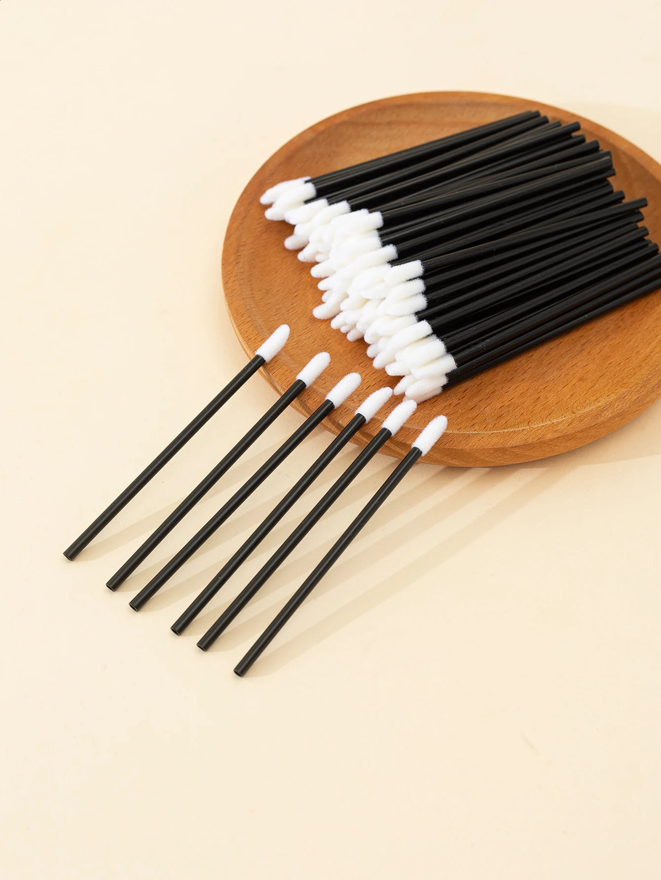 100 disposable lip brushes lip gloss decals for eye black eye shadow lipstick 241008
