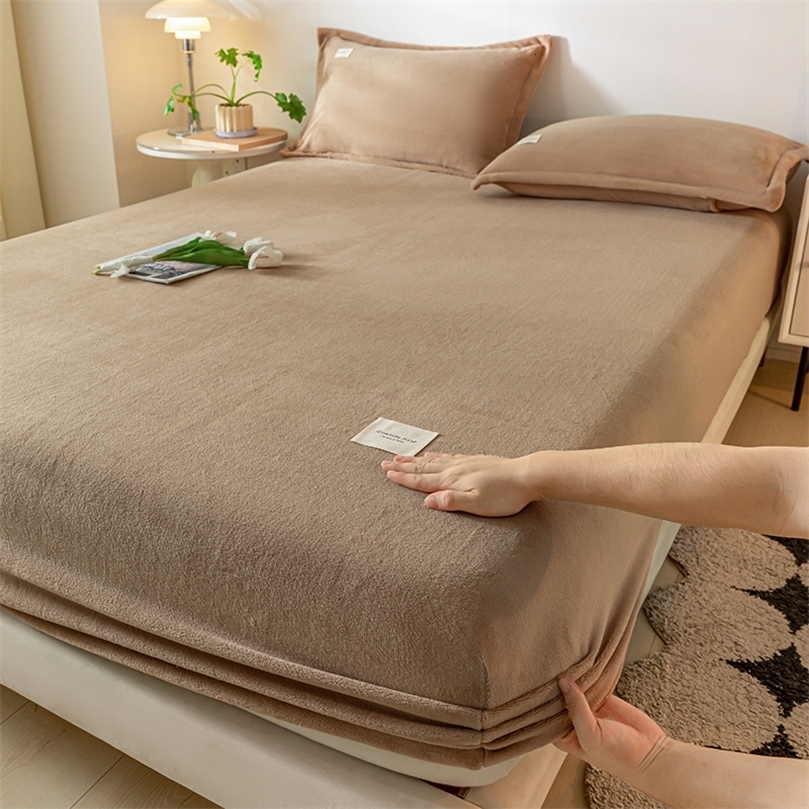 Sheet Home>Products>Plush Patch>Elastic Solid Color Mattress Cover>Velvet Soft Bed Cover 241016