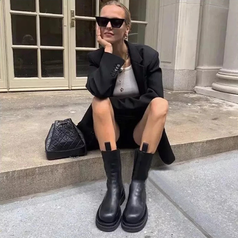 Black boots for women ladies platform shoes midcalf leather size 3540 240924