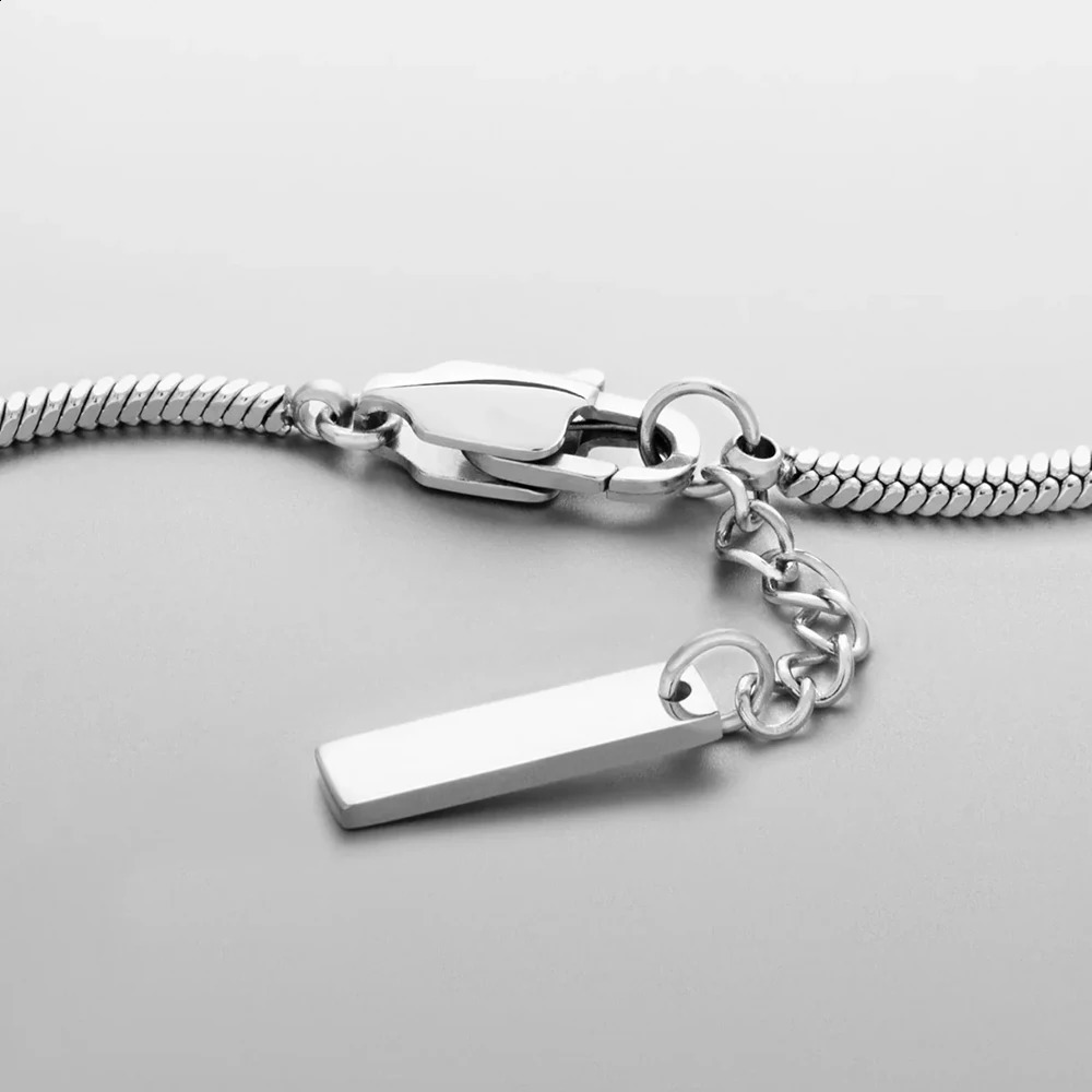 Mens stainless steel jewelry waterproof and non fading gold bracelet fashion trend accessories 10 pieces wholesale direct sales 240929
