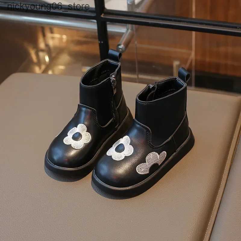 Boots Girls Embroidered Boots Warm Winter Boots for Children Thick Bottom Sweet Kids Causal Princess Cotton Boots Non-slip Versatile L240910