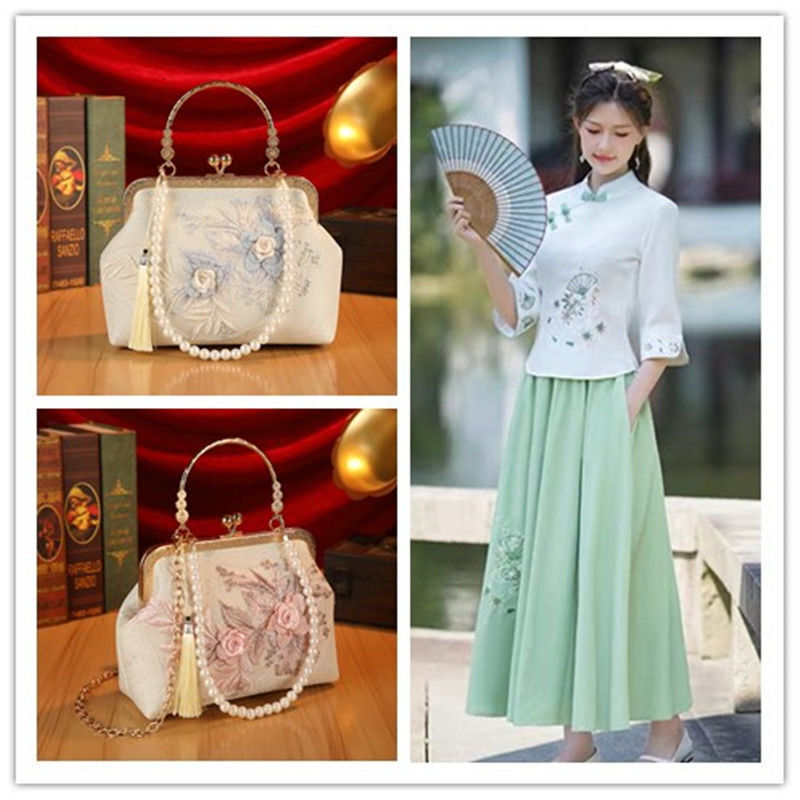 2024 New Designer Bag Flower Lace Mesh Socialite Handbag Antique Cheongsam Banquet Bag Rhinestone High end Women's Bag