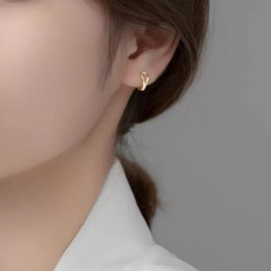 Needle Simple Hollow Ear Buckle Edition Smooth Water Drop Small Women's Earring Earrings