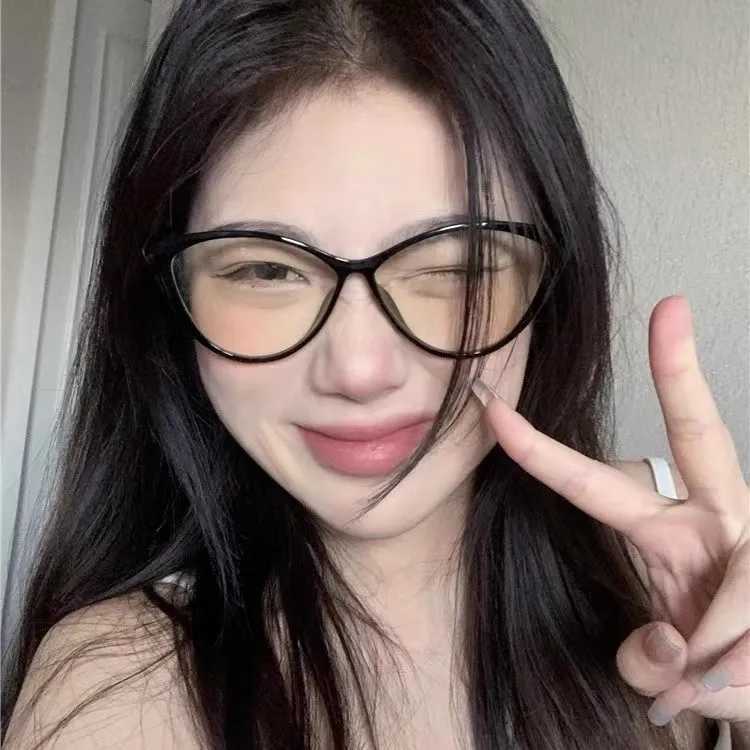 Y2K Cat Eye Triangle Frame Anti-Blue Light Glasses Classic Men Women Reading Eyewear Retro Triangle Frame Transparent EyeglassesX241008
