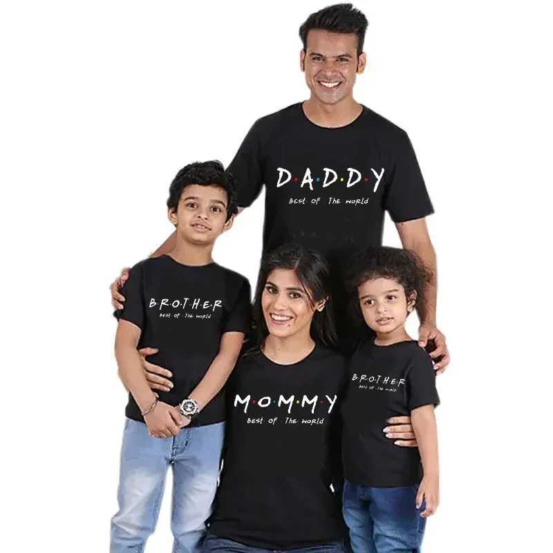 Family Outfit Matching Tshirt Clothes Friend TV Font Outfit Clothing Children T-shirts MOM Family Look OutfitsXJ241008