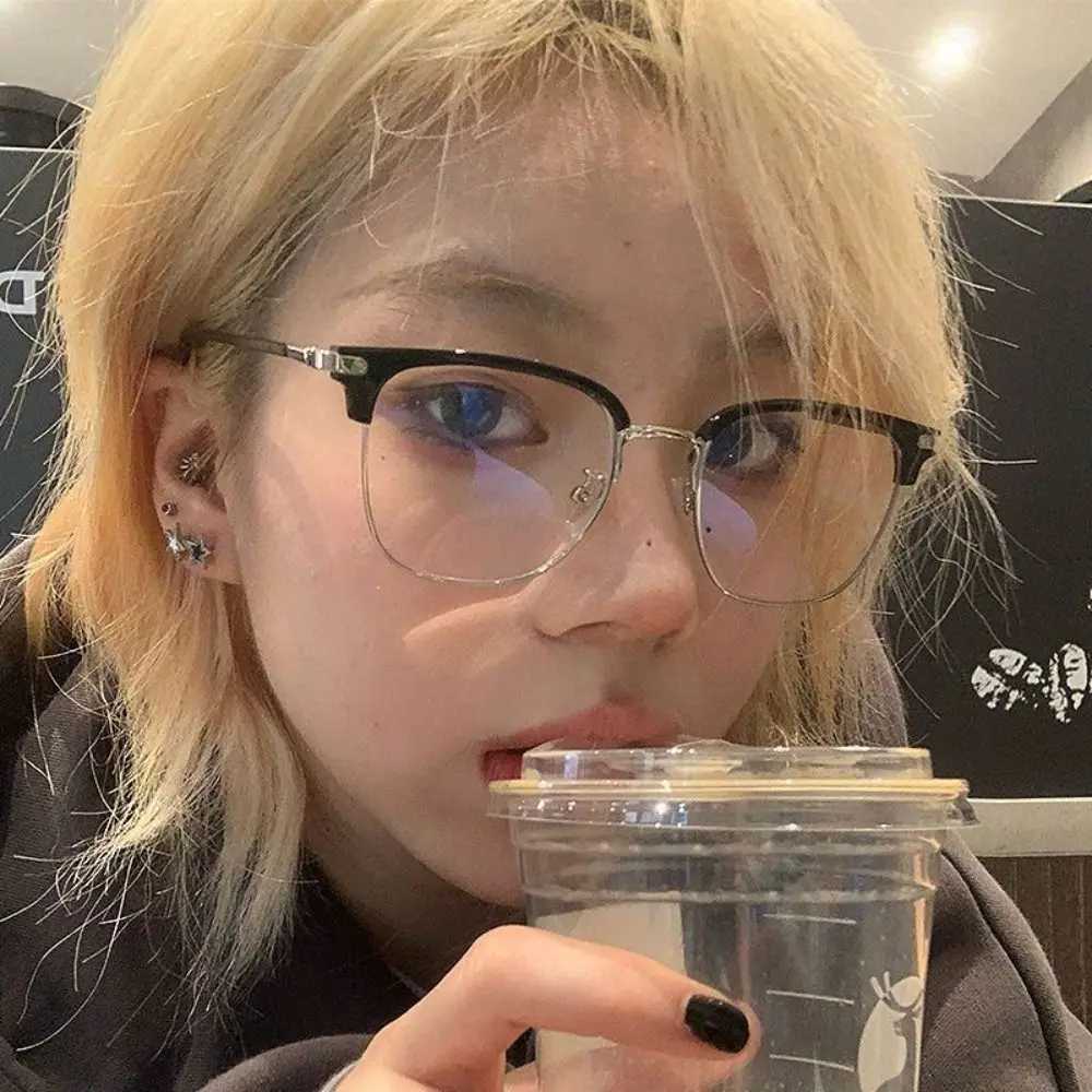 New Fashion Anti Blue Light Glasses Women Men Retro Half Frame Flat Glasses Female Eyeglass Ultra Light Anti UV EyewearX22354
