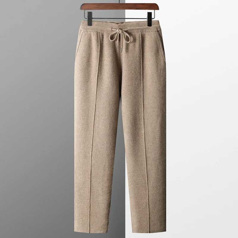 Mens new pure wool knitting pants Elastic waist middle seam Slim-fit pants thickened boxer pants keep warm and fashionableX241008