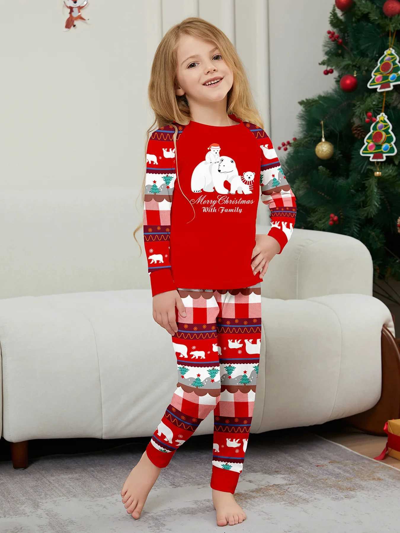 2024 Cartoon Bear Printed Family Christmas Matching Pajamas Adult and Childrens Clothing Set Soft and Warm Pajamas Long Sleeve Loose Pajamas W241008