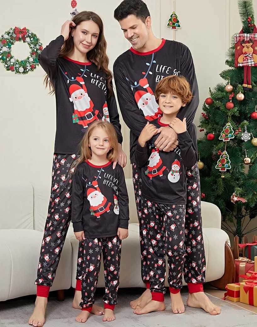 2015 Christmas Family Matching Pajamas Santa Claus Snowman Letter Printing Adult Children Family Matching Clothing Christmas Family Pjs W241008