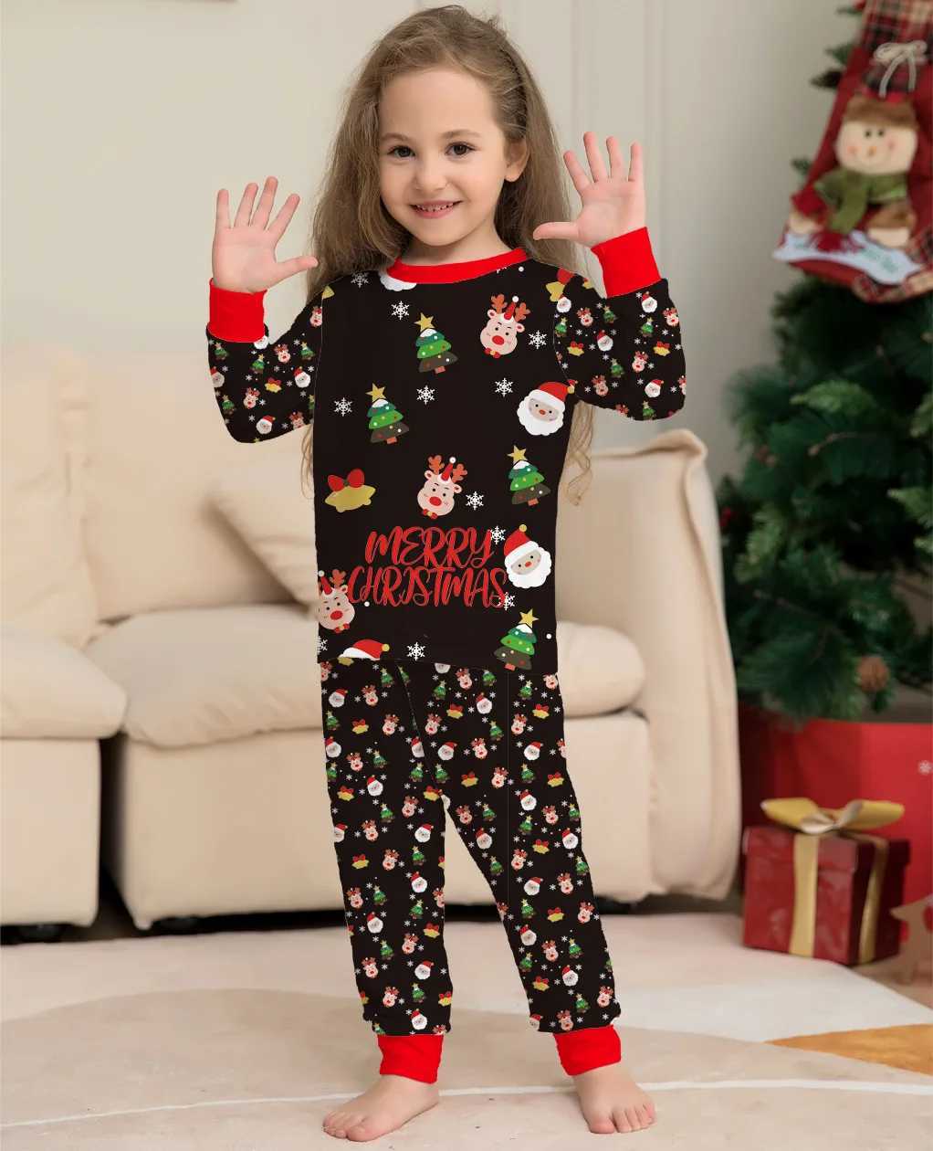 Christmas Family Matching Pajama Set 2024 Christmas Deer Santa Claus Printed Pjs Adult and Childrens Clothing Set Baby Hoodie+Dog Clothing W241008