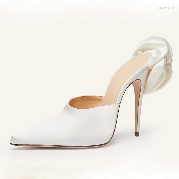 2025 S Fashion Designer Sandals Brand Pointed Women S Single Shoes Slim Heels Big Wer Leather Outwear Slippers Banquet Pearl