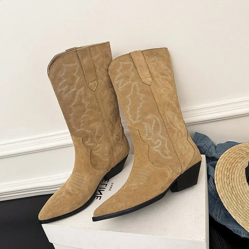 Wedge heel ankle boots womens winter classic Chelsea boots womens cowhide toe denim Western style boots embroidered shoes 241007